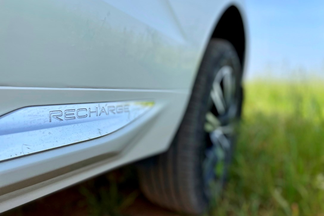 1660564-XC60 - 3.jpeg