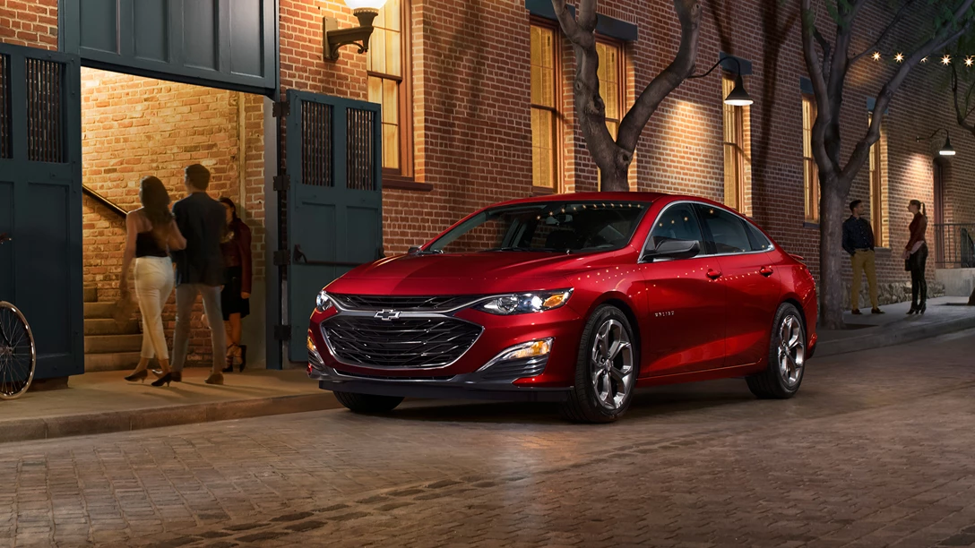 1593932-2019-Chevrolet-Malibu-001.jpg