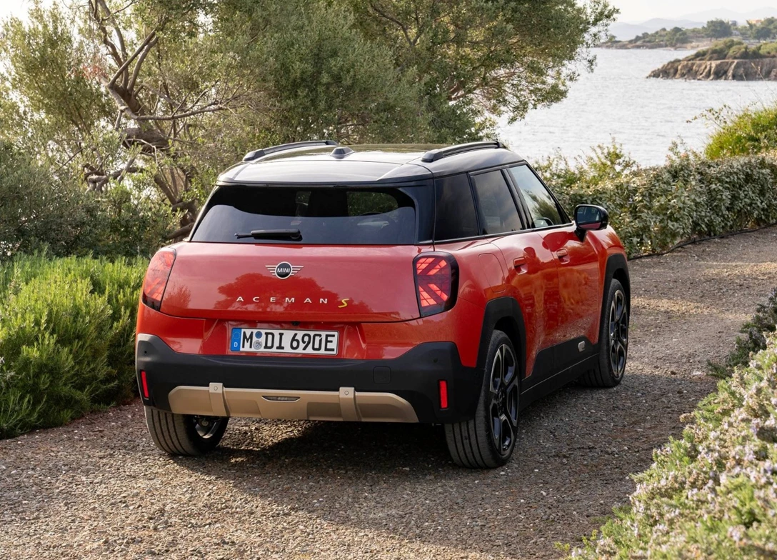 1704285-Mini-Aceman_SE-2024-02.jpg