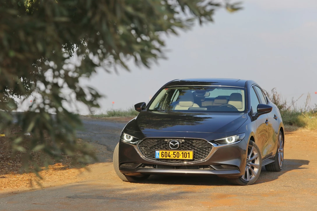1622698-rotemi110919mazda3 (428).JPG