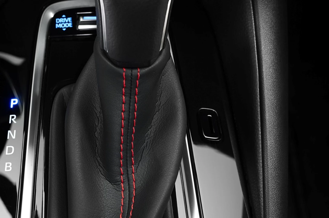 1690037-טויוטה קורולה.jpg