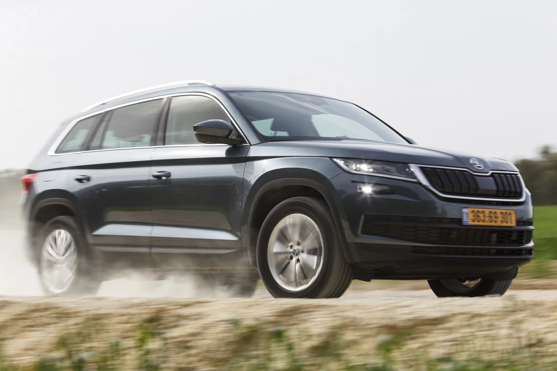 1598538-השוואתי 7 מושבים (9).jpg