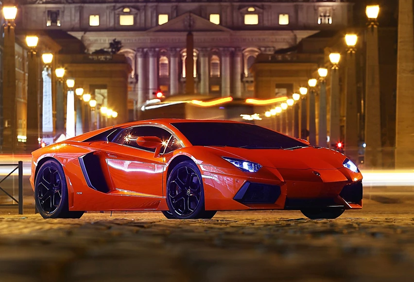 Aventador 1.jpg