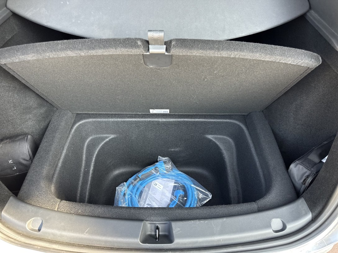 1685273-MODEL Y RWD - 109-min.jpeg