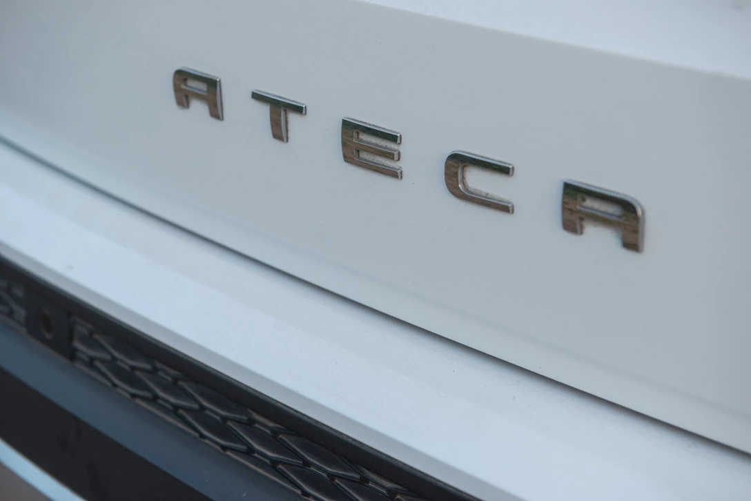 1584077-by benny doutsh-56.jpg