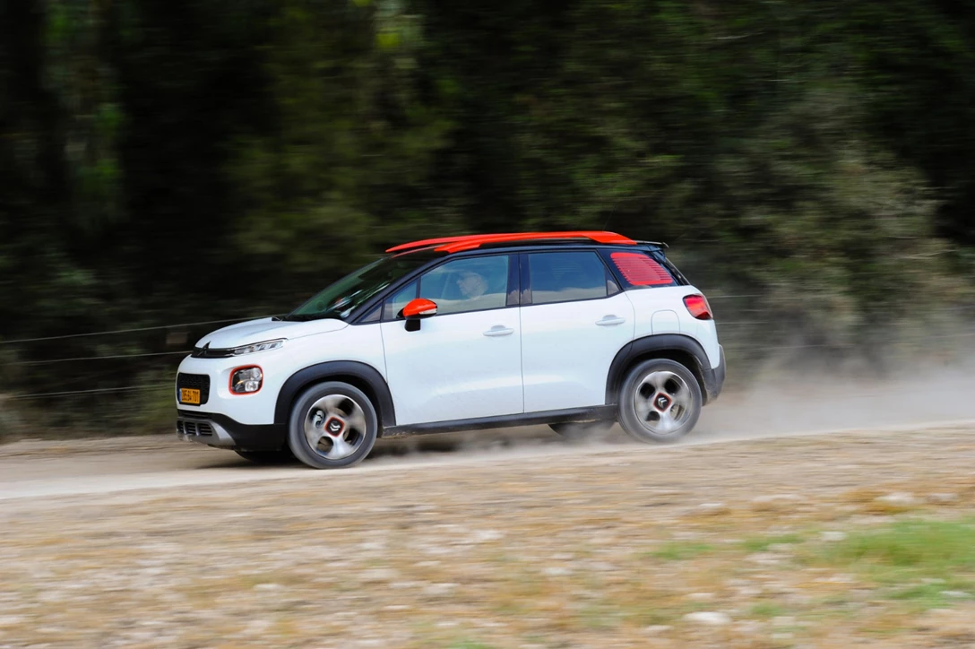 1597258-סיטרואן C3 איירקרוס - מבחן דרכים (2).jpg