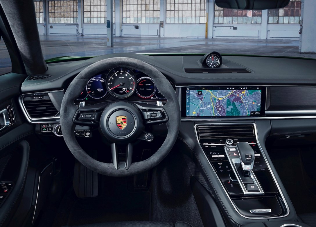 1699423-Porsche-Panamera-2024-05.jpeg
