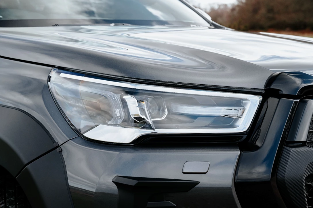 1688177-2023_Toyota_Hilux_GRsport_064-min.jpg