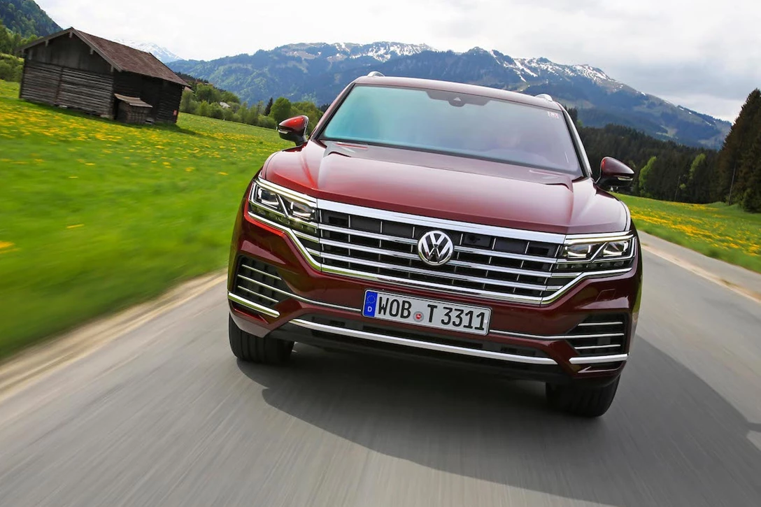 1595799-פולקסווגן טוארג - מבחן דרכים (השקה) (1).jpg