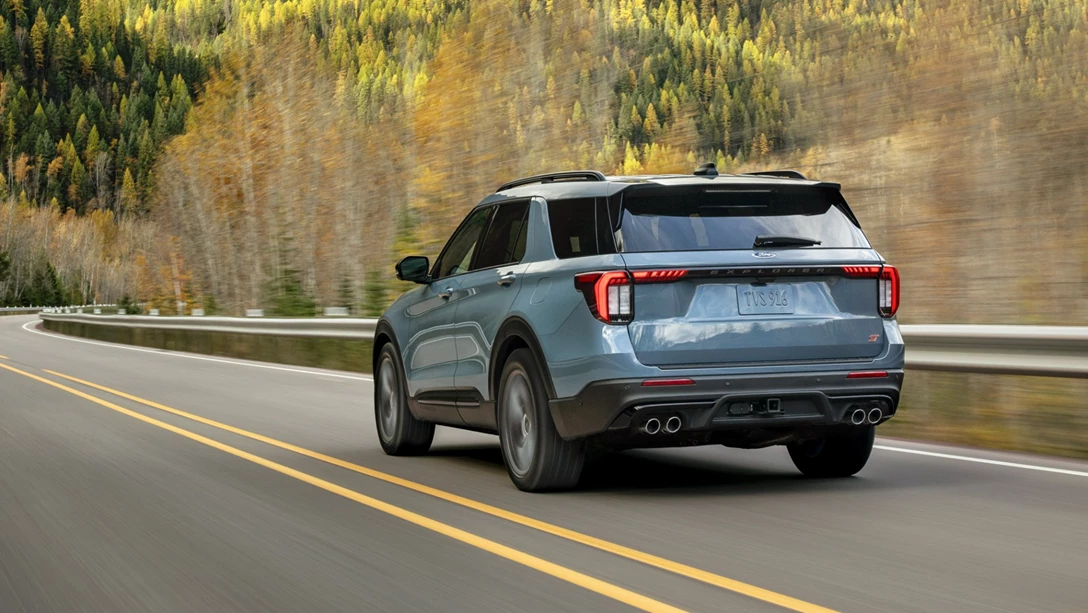 1692667-2025 Ford Explorer ST_12-min.jpg
