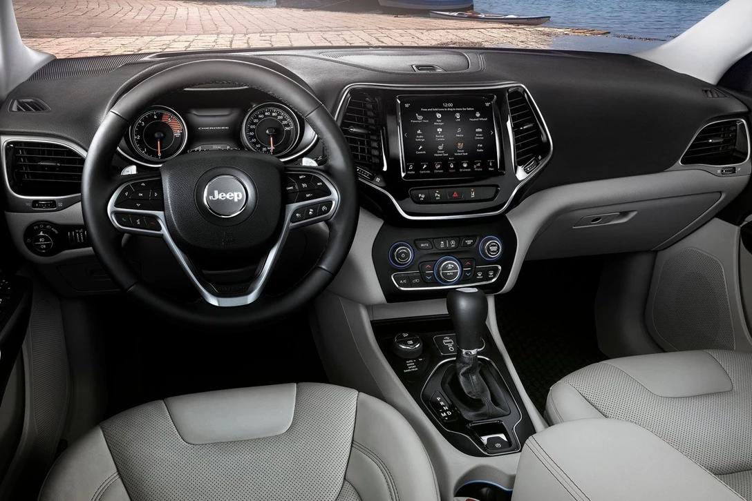 1616366-2-ג'יפ צ'ירוקי 2019 (2).jpg