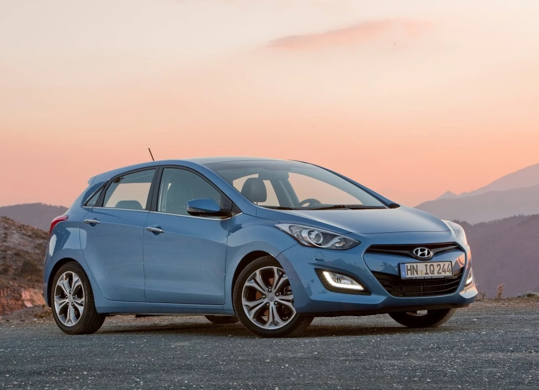 1658182-Hyundai-i30-2013-01.jpg