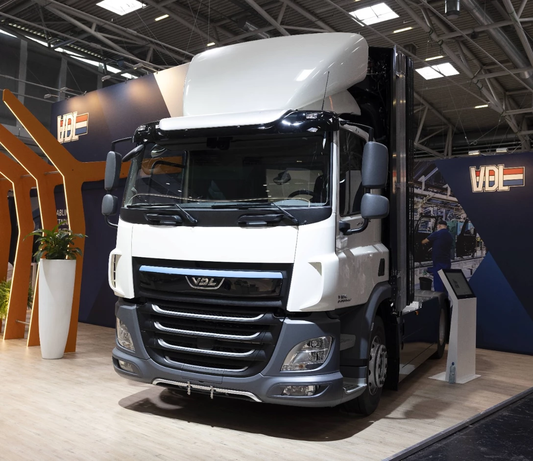 1688080-VDL TRUCK FRONT-min.jpg