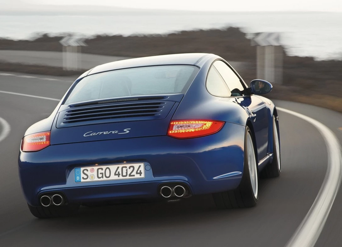 1606279-Porsche-911_Carrera-2008-2011-03.jpg