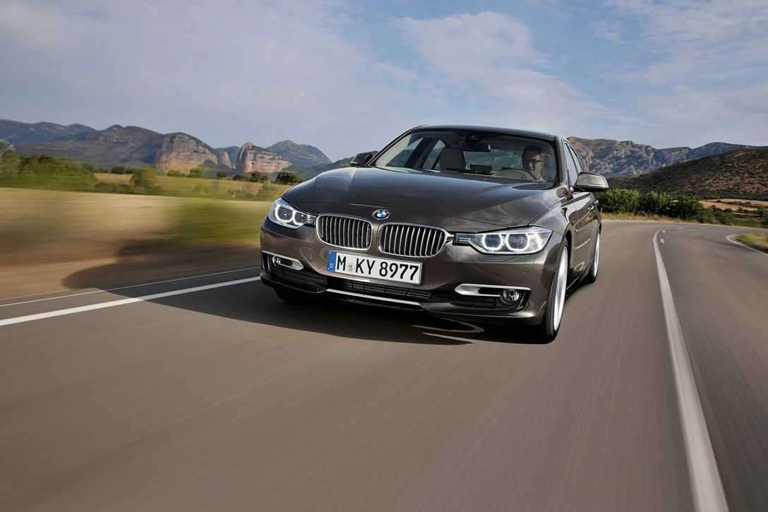 ב.מ.וו סדרה 3 2011