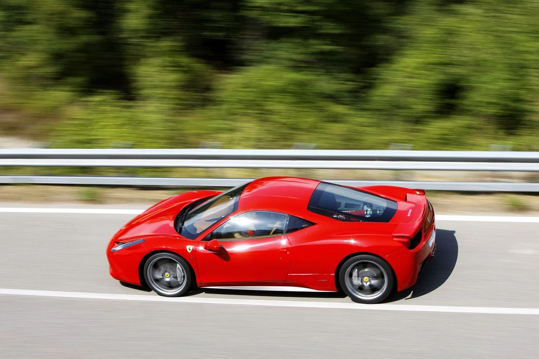 פרארי 458 איטליה