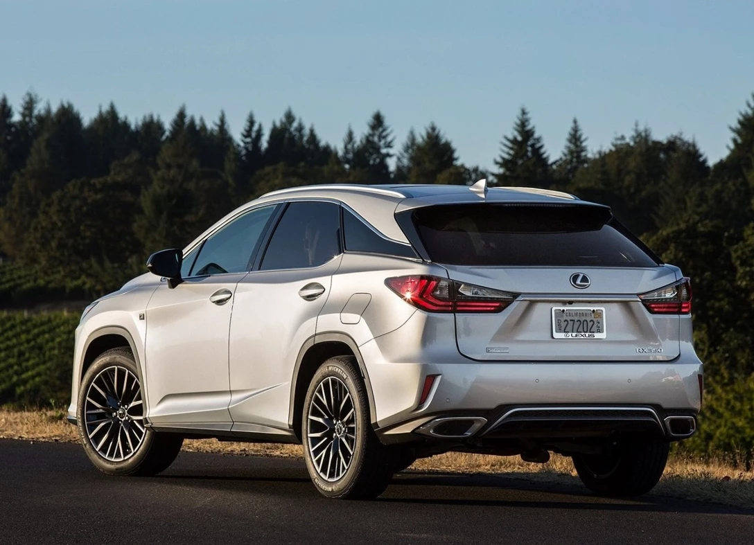 1653167-Lexus-RX-2018-04.jpg