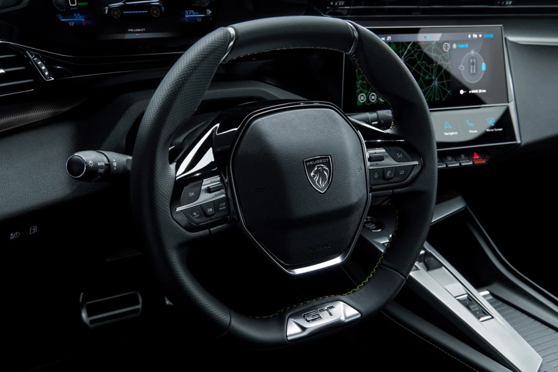 1641576-PEUGEOT_308PHEV_2103STYP_243.jpg