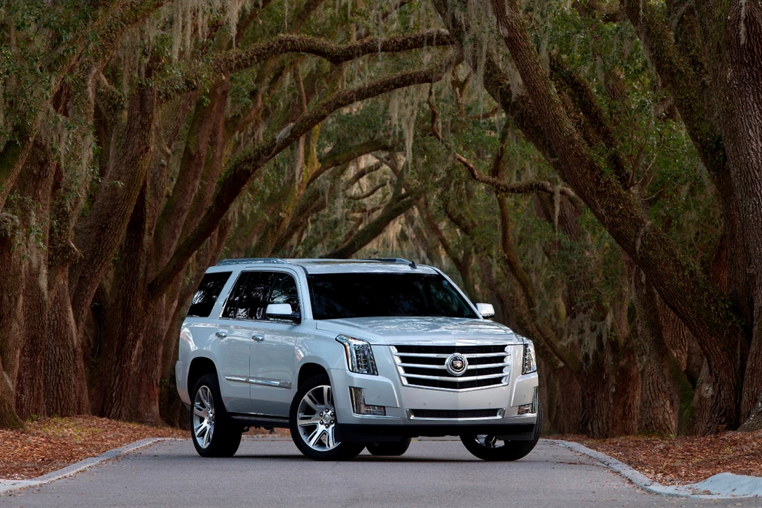1602004-2015-Cadillac-Escalade-122.jpg