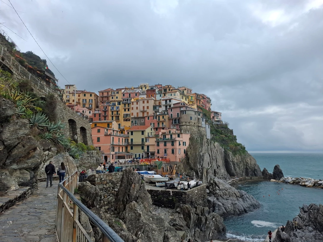 1708330-MANAROLA 2.jpg