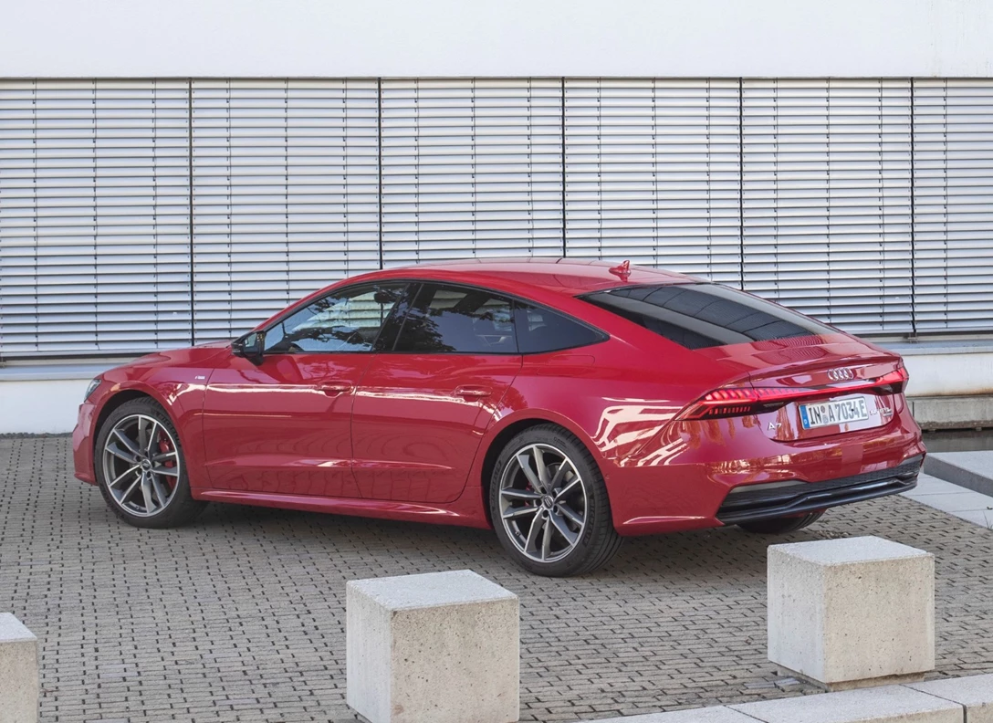 1662868-Audi-A7_Sportback-2019-02.jpg