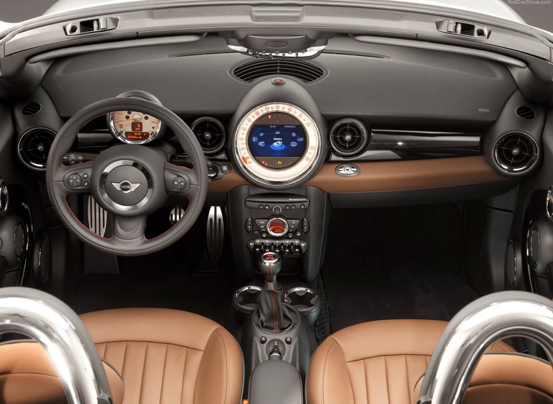 1605864-Mini-Roadster-2012-2015-07.jpg