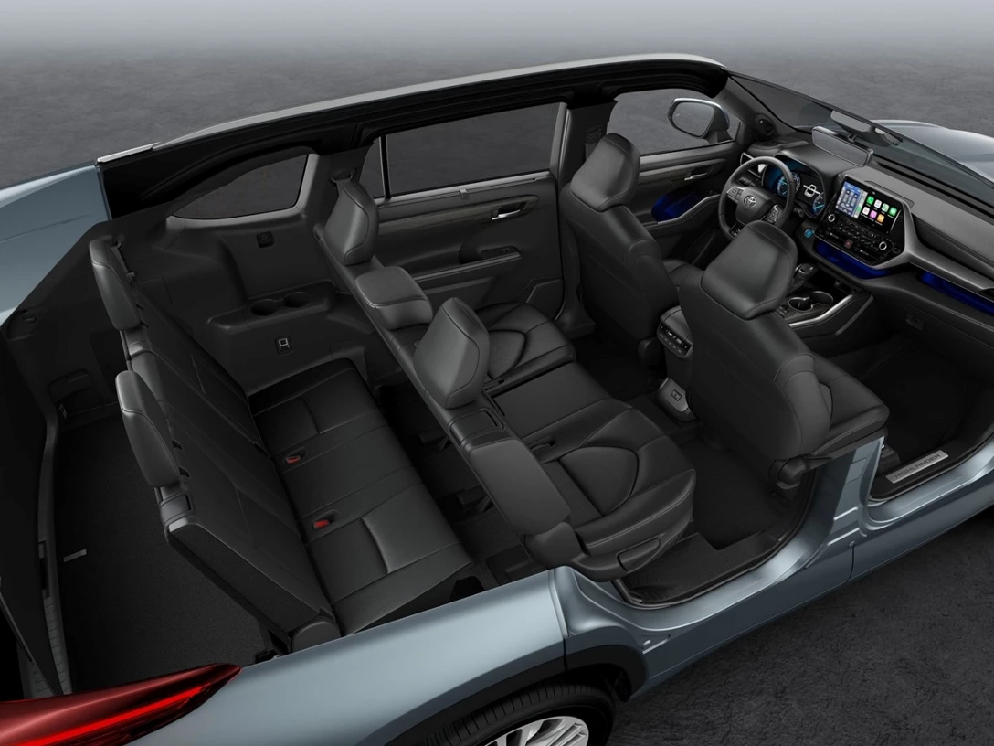 1660557-שמונה מקומות.jpg