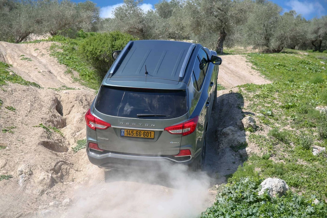 1592749-סאנגיונג רקסטון (10) .jpg