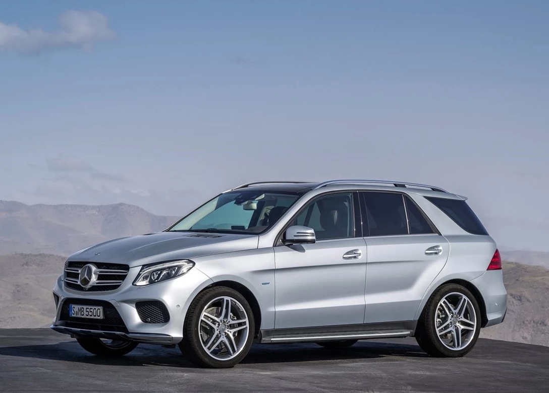 1655910-Mercedes-Benz-GLE-2018-02.jpg