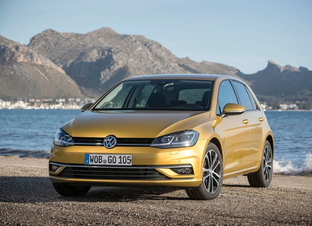 1642239-Volkswagen-Golf-2018-01.jpg