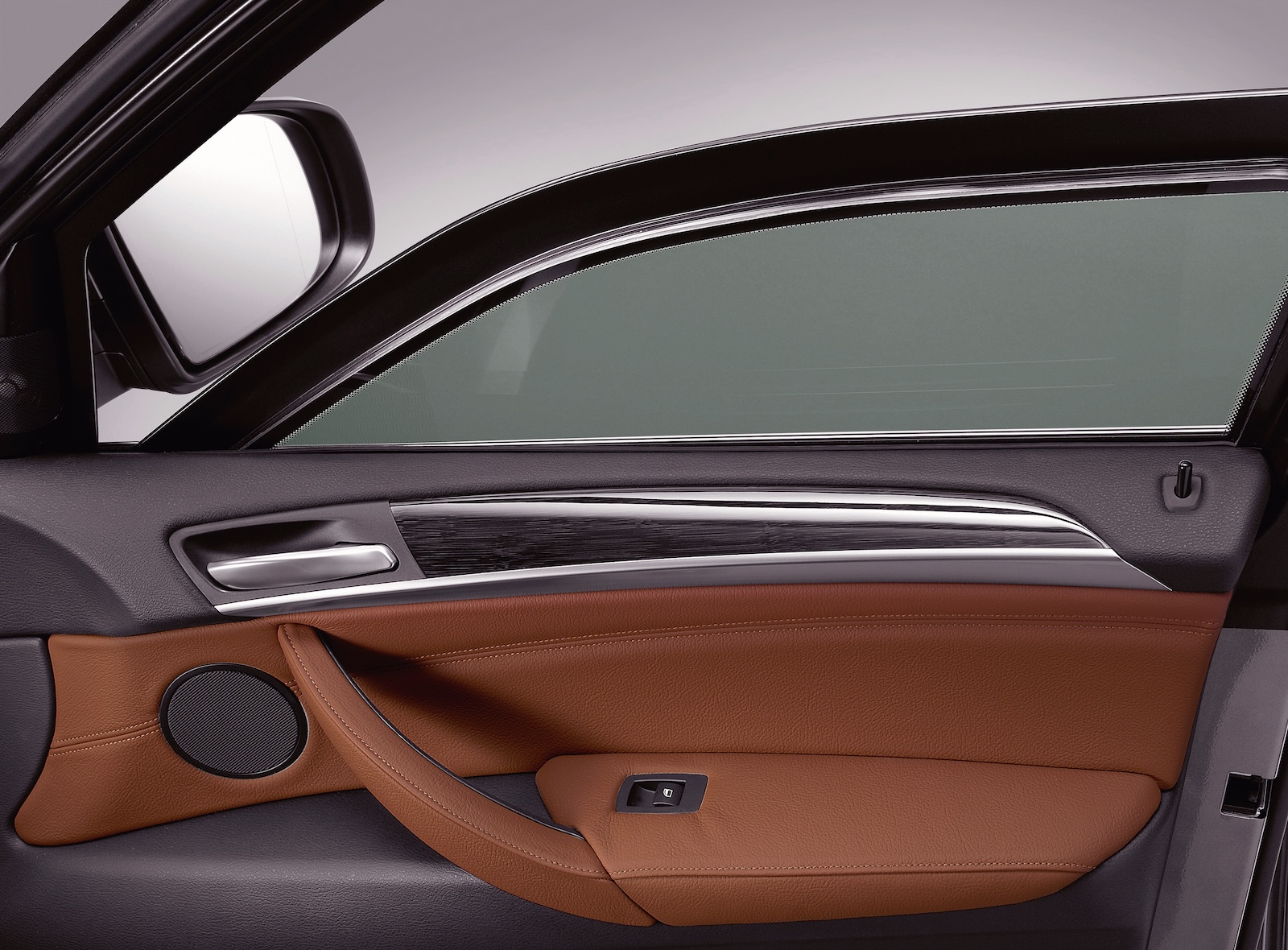 bmw_x5_security_49.jpeg