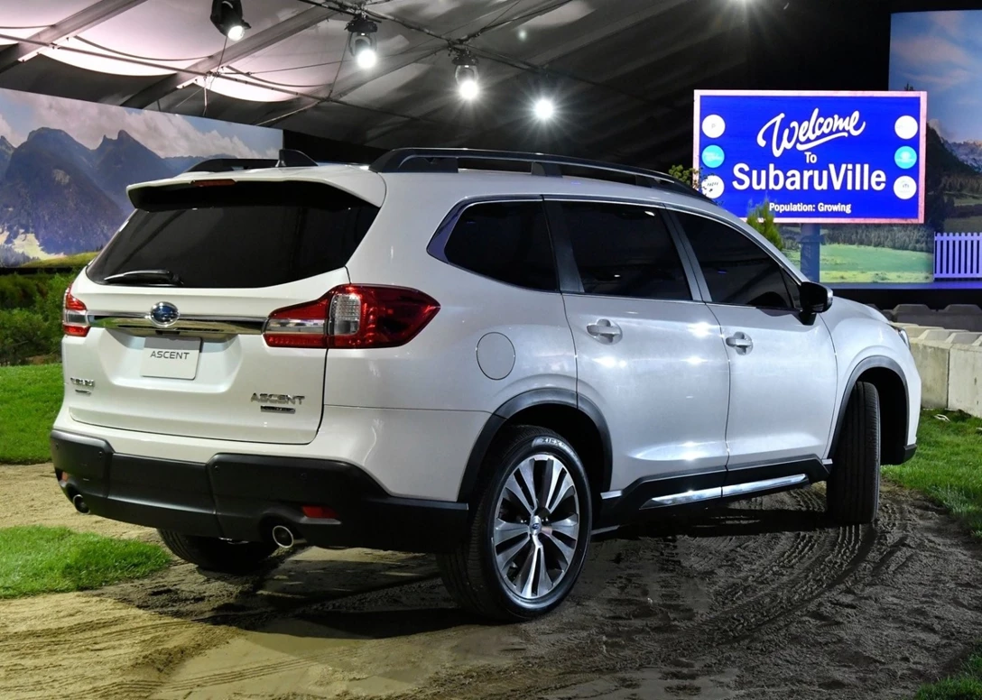 1636337-Subaru-Ascent-2019-03.jpg