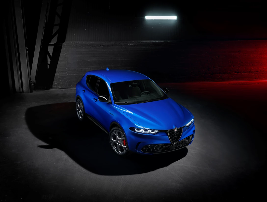 1656902-HEROS (5).jpg