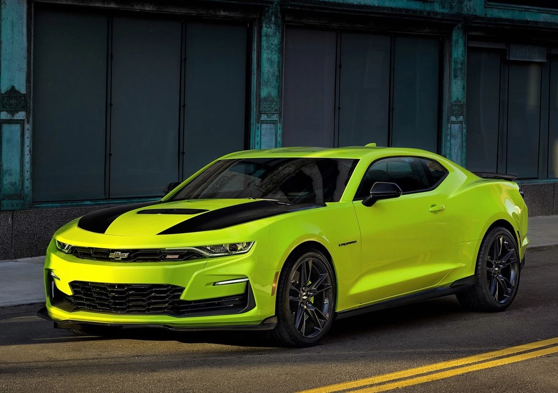 1660936-Chevrolet-Camaro-2020-01.jpg