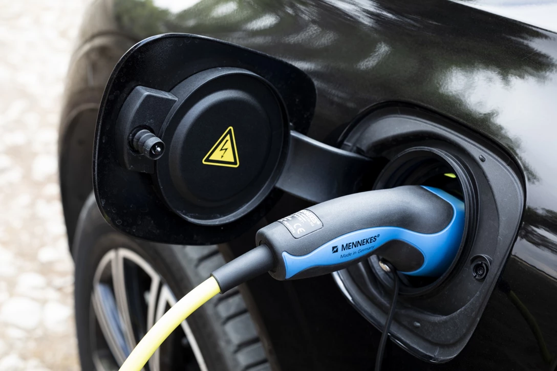 1606235-וולוו XC60 (7).jpg