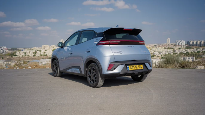 BYD דולפין סרף