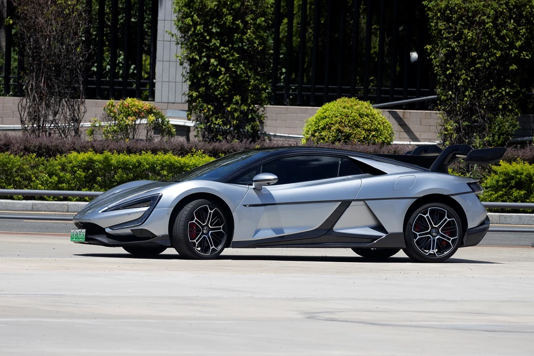 BYD יאנגוונג U9