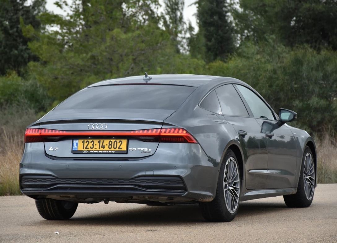 1699954-Audi-A7_Sportback-2024-02-IR.jpg