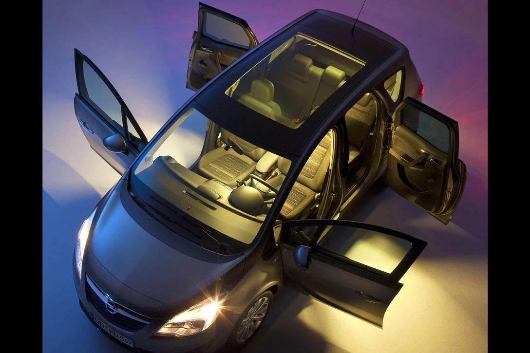 אופל מריבה 2011