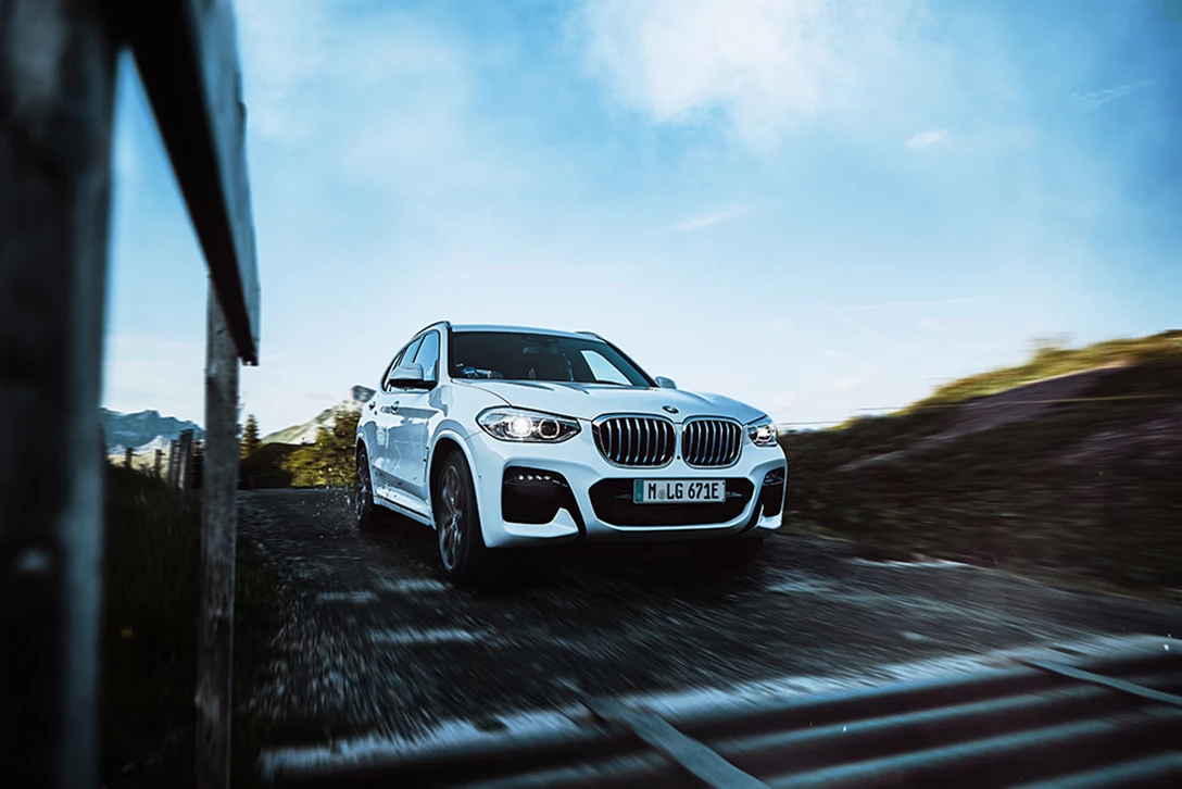 1624581-P90374479_highRes_the-new-bmw-x3-xdriv.jpg