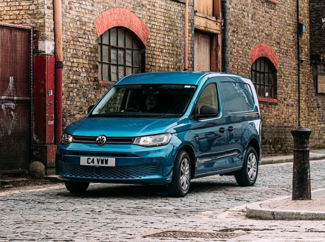 1652469-Volkswagen-Caddy-2022-12.jpg