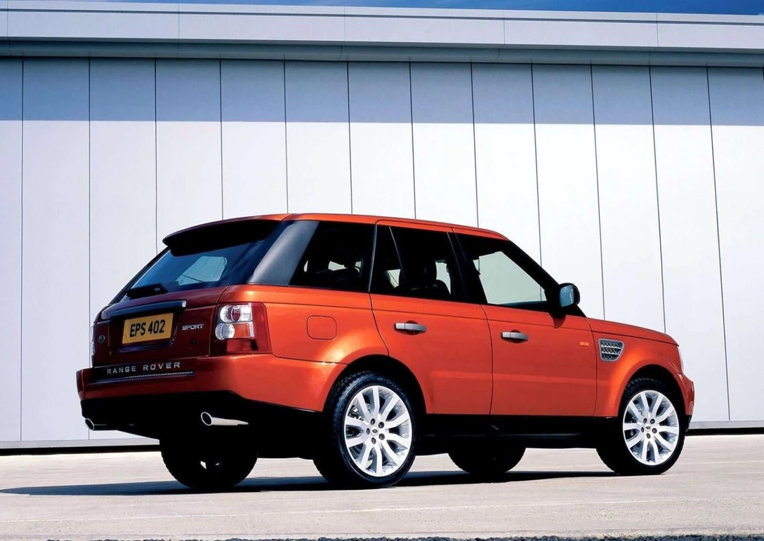 1593662-Land_Rover-Range_Rover_Sport 2.jpg