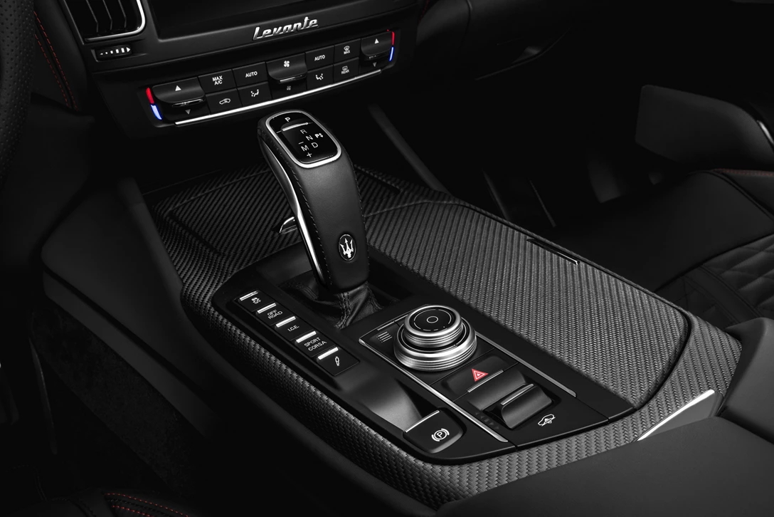 1593575-מזראטי לבנטה טרופאו (4).JPG