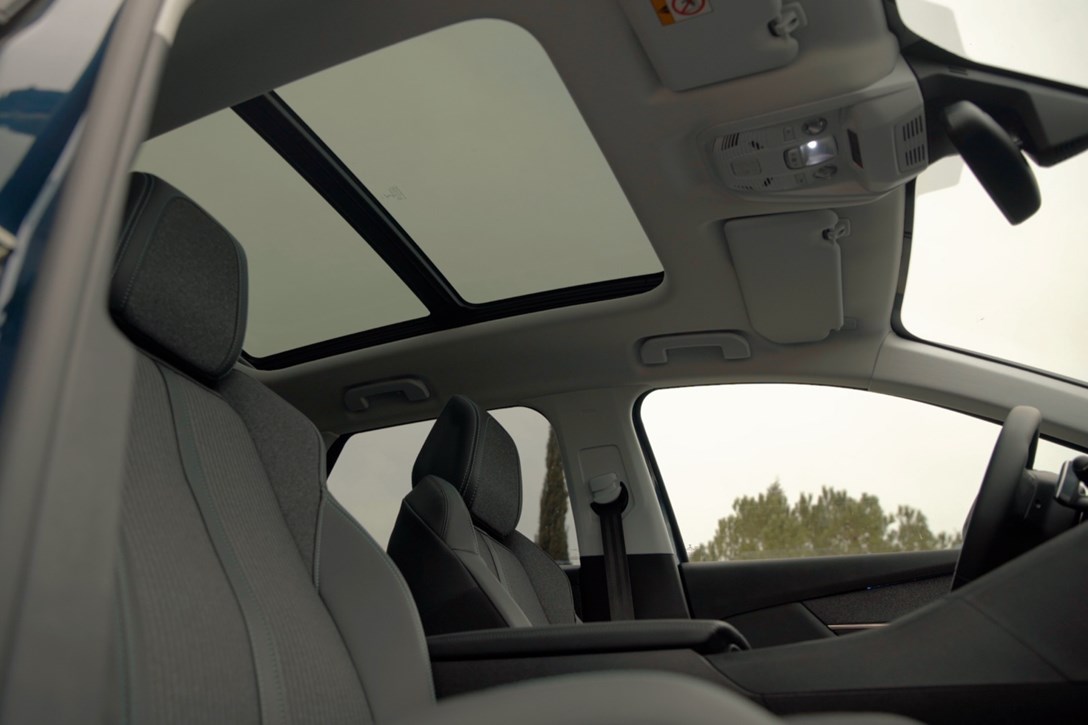 1639014-פיגו 3008  - 9.jpeg