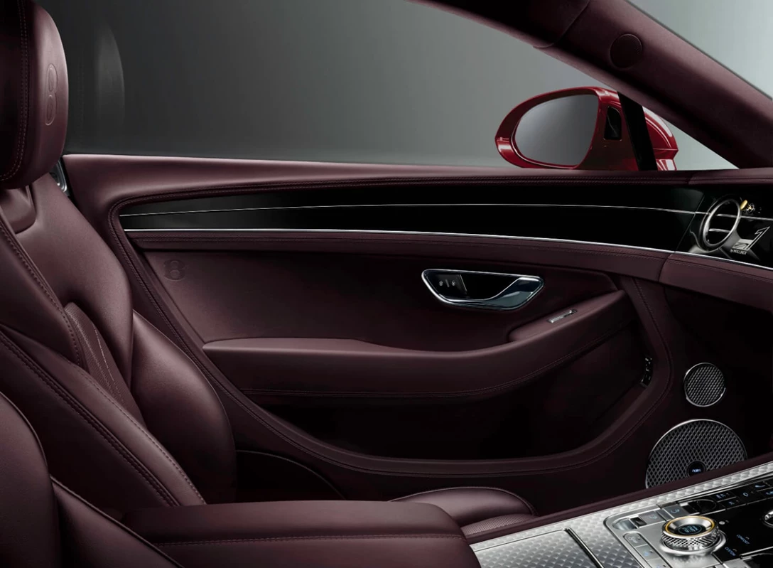 1618787-Continental GT Convertible Number 1 Edition by Mulliner (9).jpg