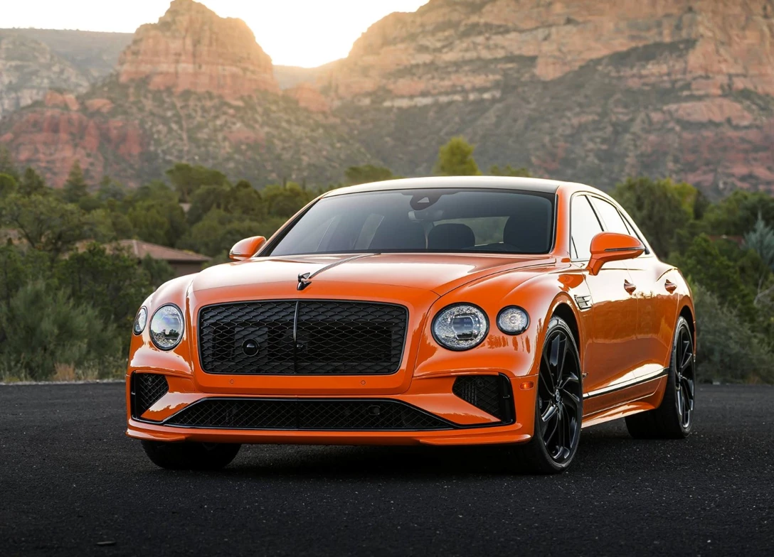 1710262-Bentley-Flying_Spur-2025 (1).jpg