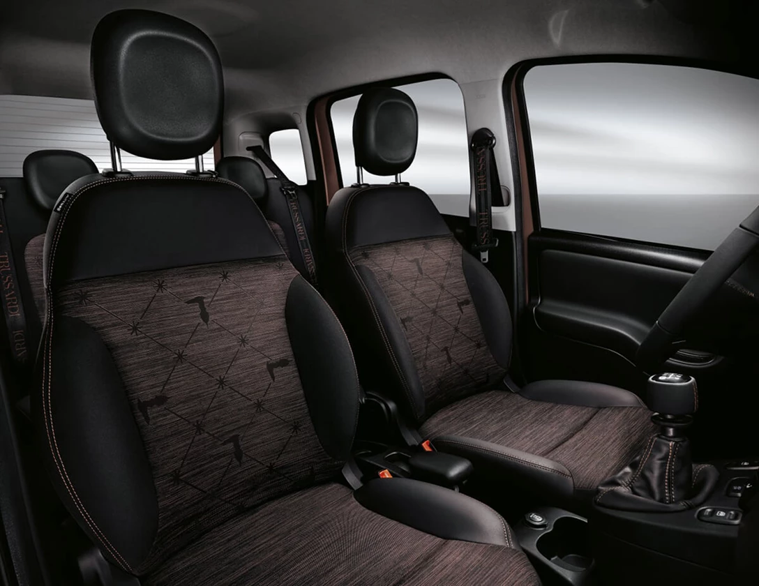 1623001-190917_Fiat_Panda-Trussardi_43.jpg