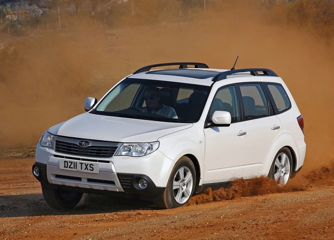 1687208-Subaru-Forester-2012-00.jpg