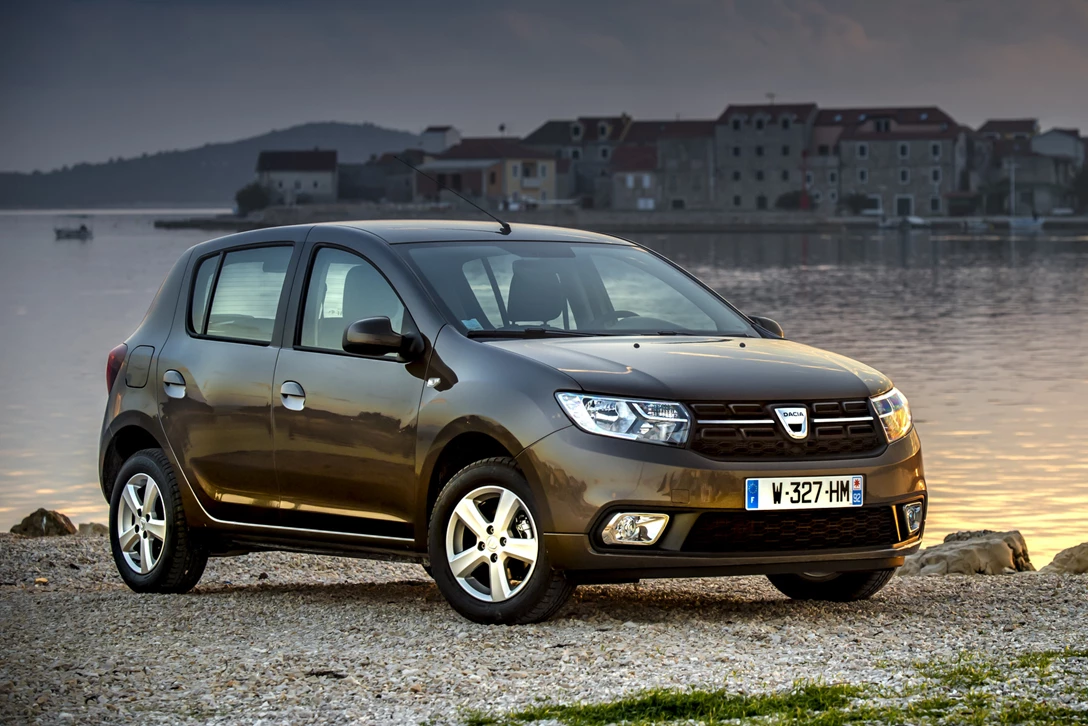 1612058-Dacia New Sandero (44).JPG