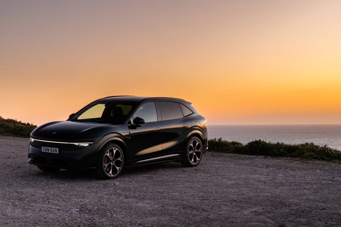 1708012-Zeekr_7X_Forest Green_012.jpg